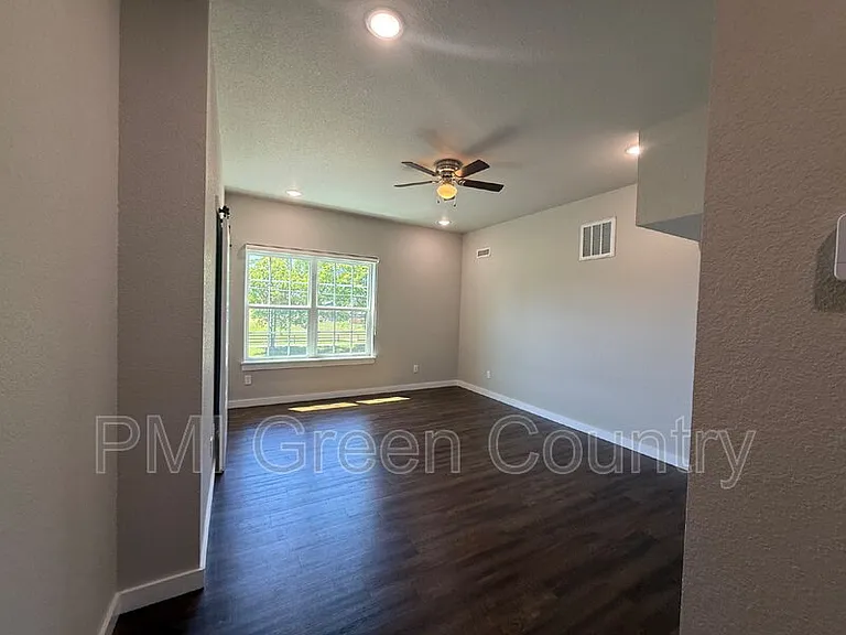 13523 S Mingo Rd #3 — Photo 11