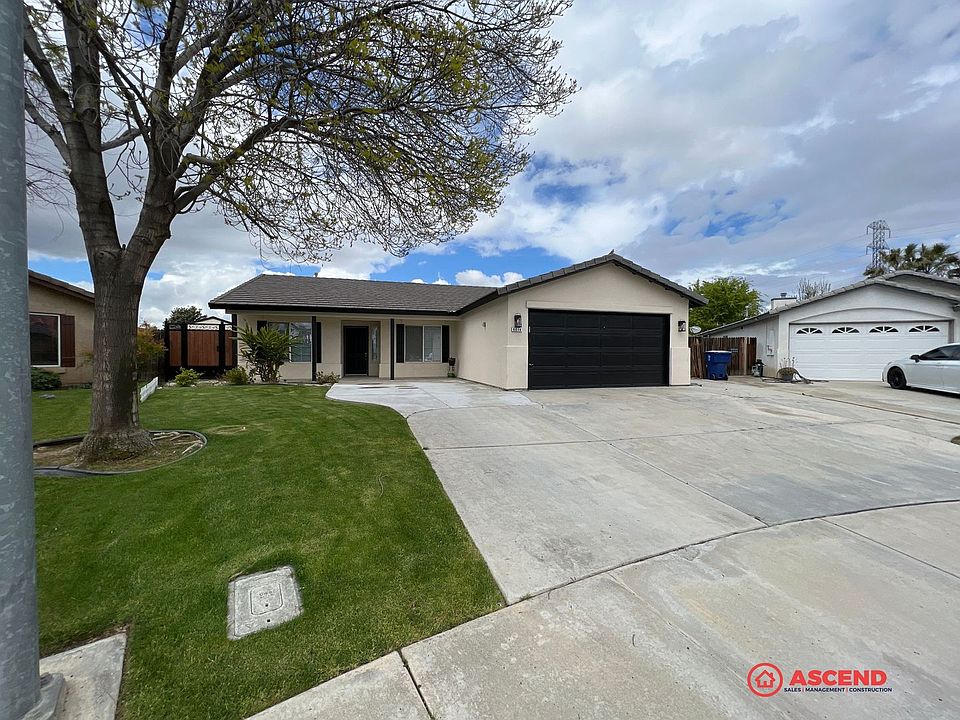 1st image of 6014 Sarona St