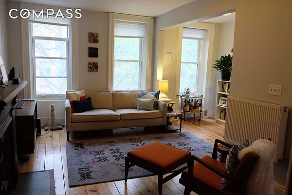 Rented by Compass | media 9