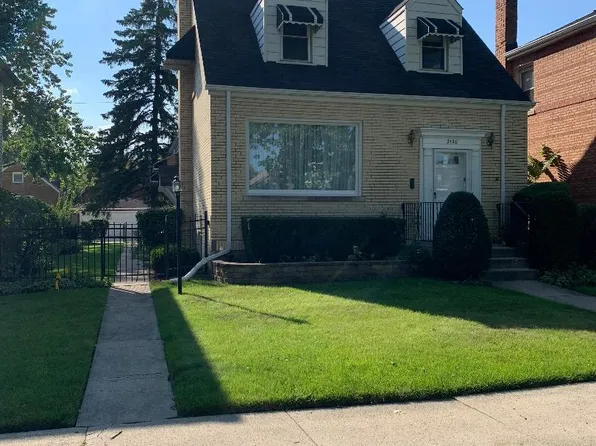 3130 Sunnyside Ave, Brookfield, IL 60513