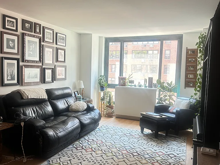 1 Irving Pl #U7D — Photo 1