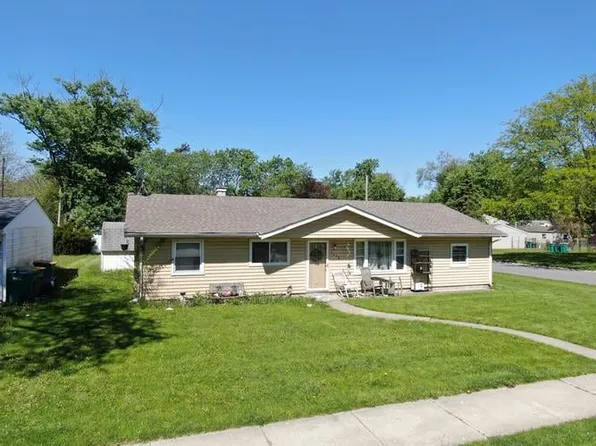 7936 Taney Pl, Merrillville, IN 46410