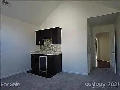 19015 Kanawha Dr — Photo 15