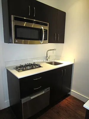 Rented by Mirador Real Estate | media 22