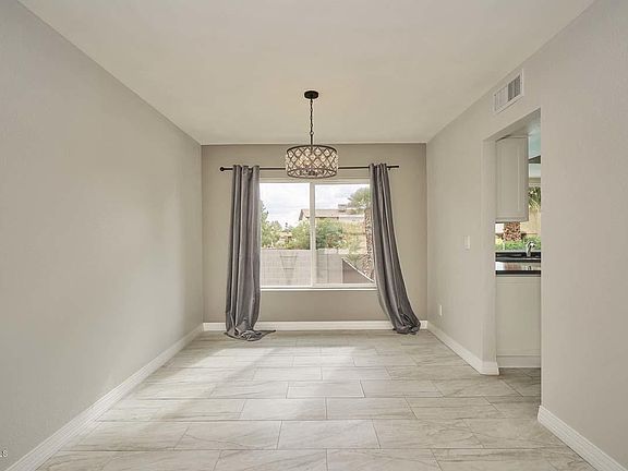5th image of 3015 W Marconi Ave