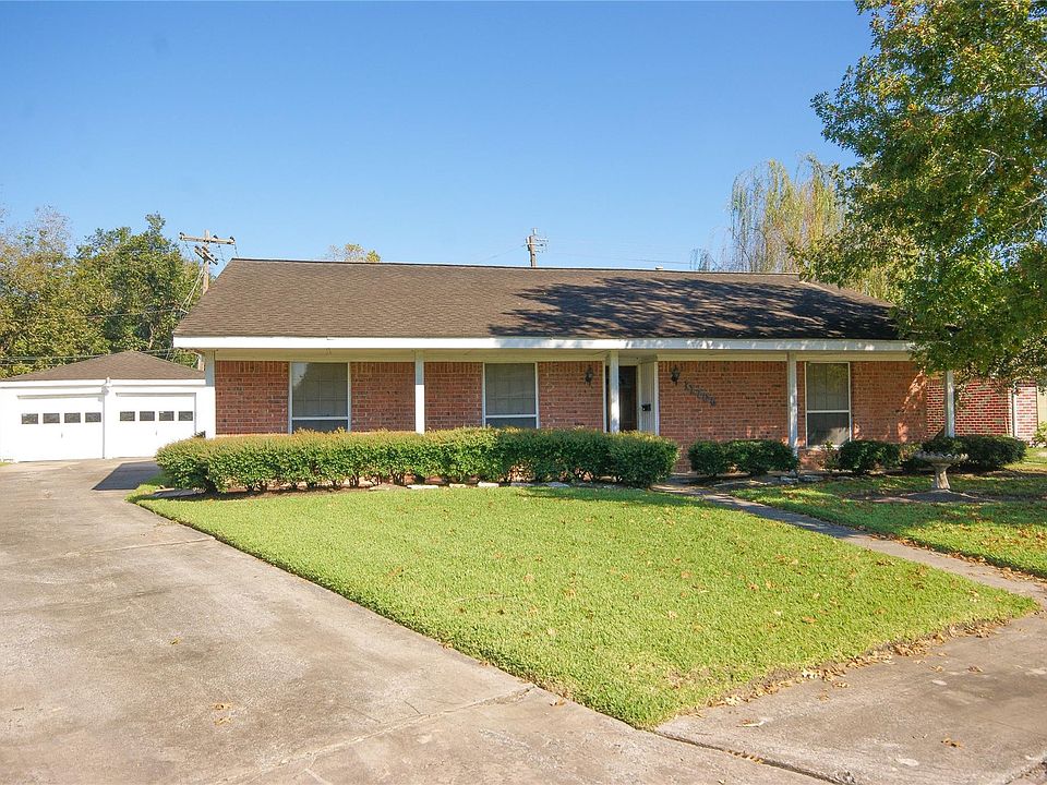 1st image of 11706 N Willowdale Cir
