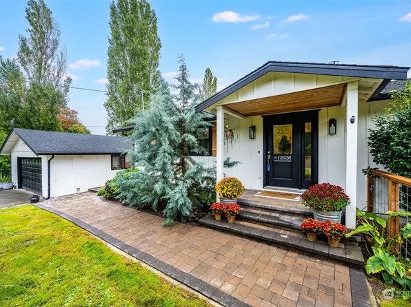 12526 32nd Street E, Edgewood, WA 98372