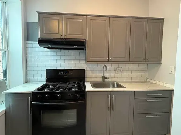 89 Verona Street image 6 of 10