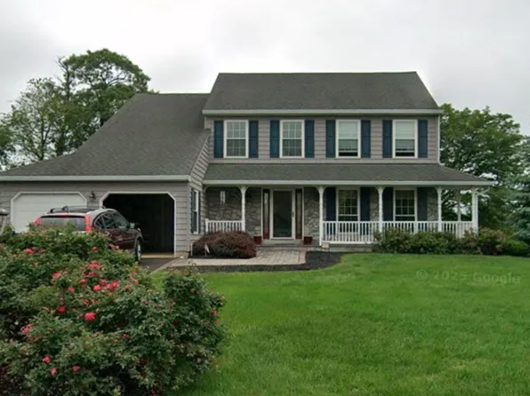 1421 Rosewood Ln, Warrington, PA 18976