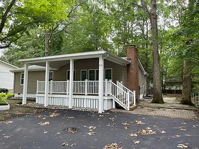 15 Edgewood Dr Photo 1