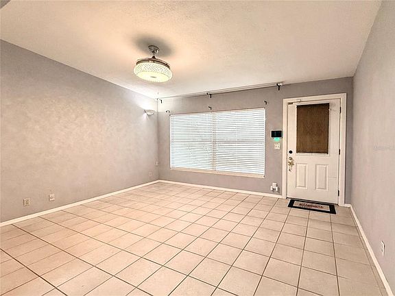 3rd image of 5312 Goddard Ave