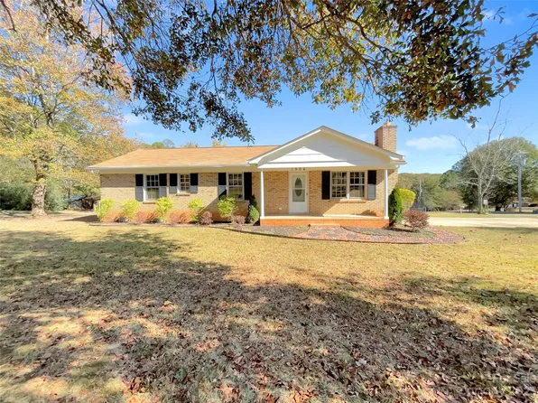 1904 Besstown Rd, Bessemer City, NC 28016