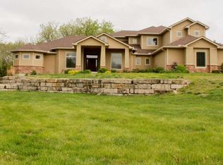 6726 SW 61st St, Topeka, KS 66610