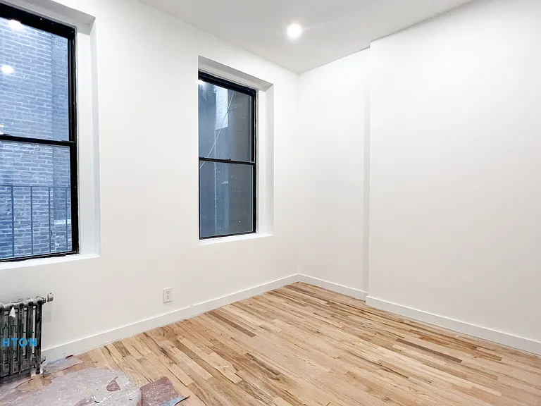 110 9th Ave #3D — Photo 5