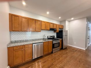 298 Windsor St #1, Cambridge, MA 02139