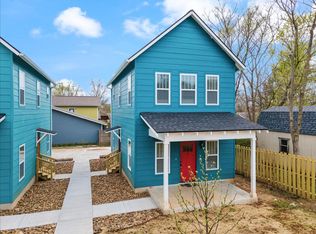 25 W 5th St #2, Fayetteville, AR 72701
