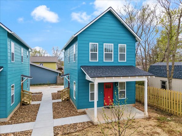 25 W 5th St #2