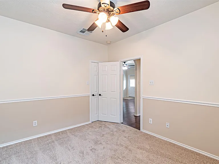 17911 Serene Shore Dr — Photo 35