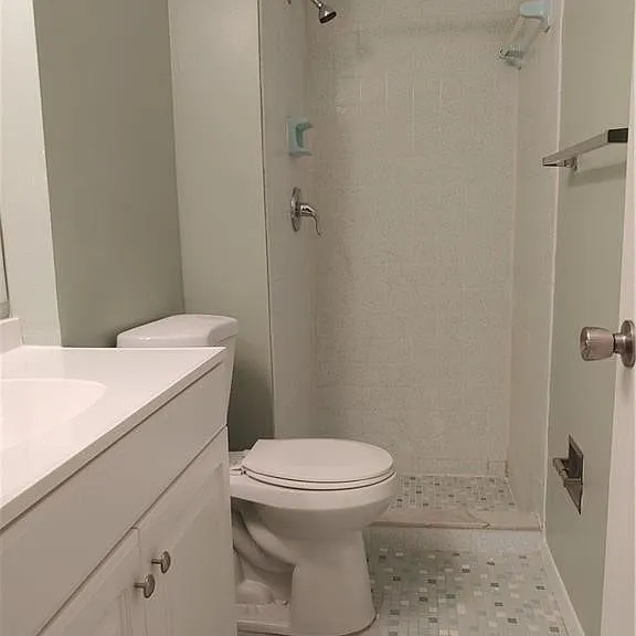 4705 SE 4th Pl #2 — Photo 4