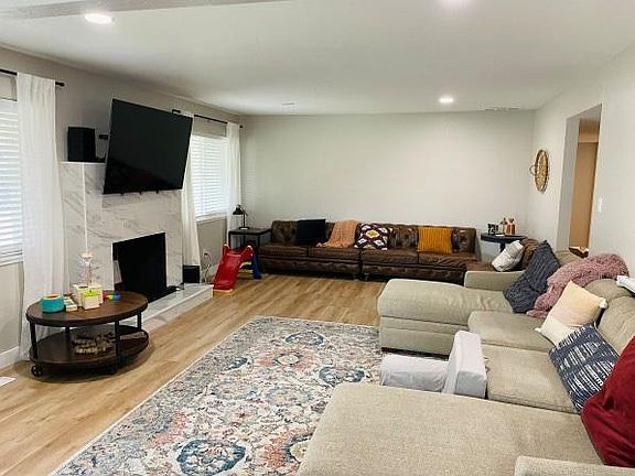 5th image of 1136 28th Ave