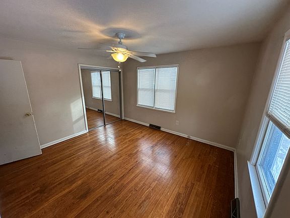 4th image of 2224 Girard Ave