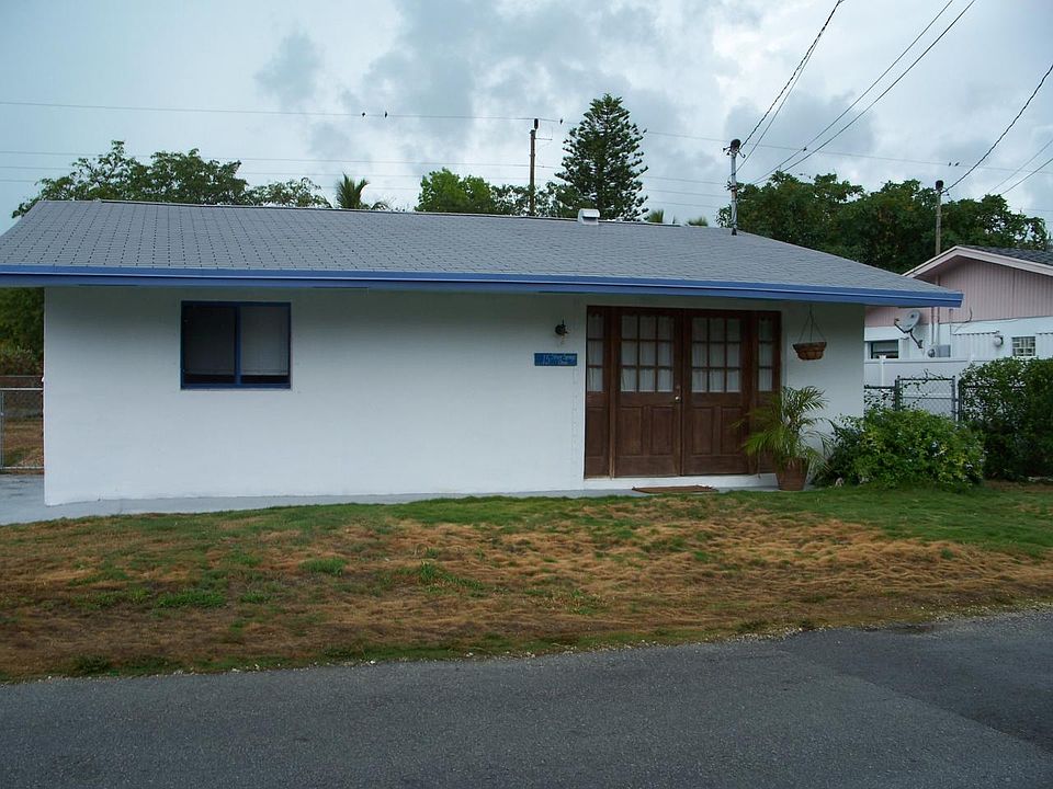 1st image of 15 Silver Springs Dr