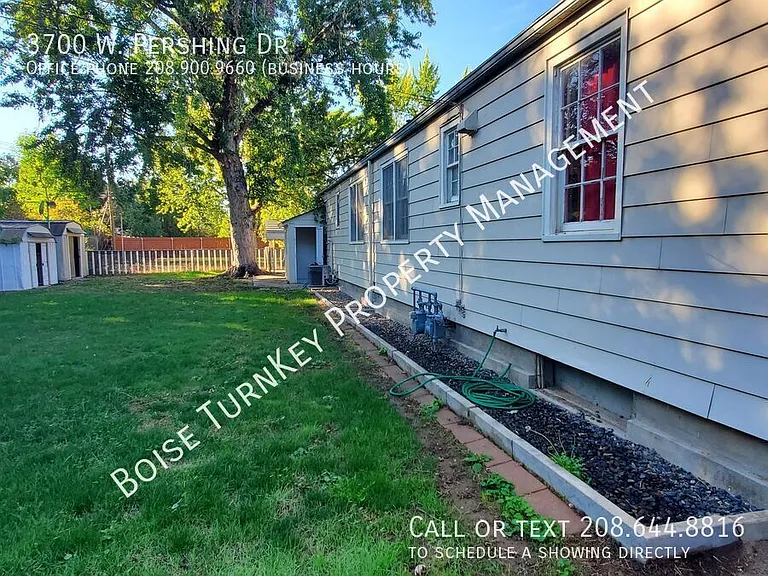 3700 W Pershing Dr — Photo 17