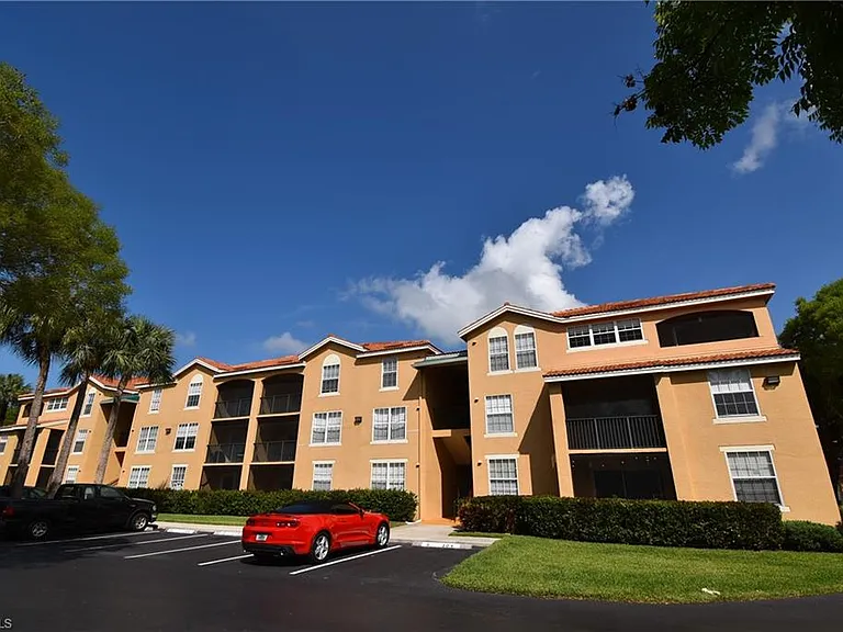 8735 River Homes Ln #6302 — Photo 1