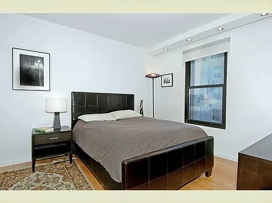 Sold by Stribling | media 20