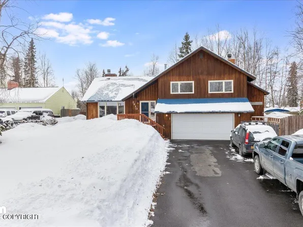 3810 Coventry Dr, Anchorage, AK 99507
