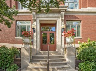 17 W 10th St SUITE 20, Holland, MI 49423
