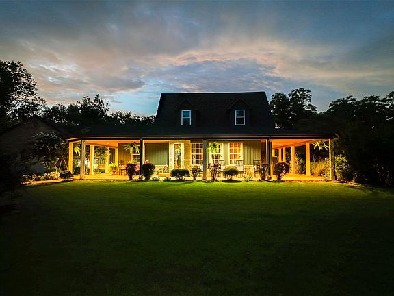 2nd image of 1301 E Rock Creek Rd