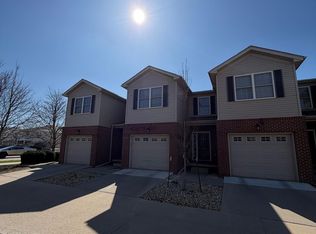 1110 Ekstam Dr APT 2, Bloomington, IL 61704