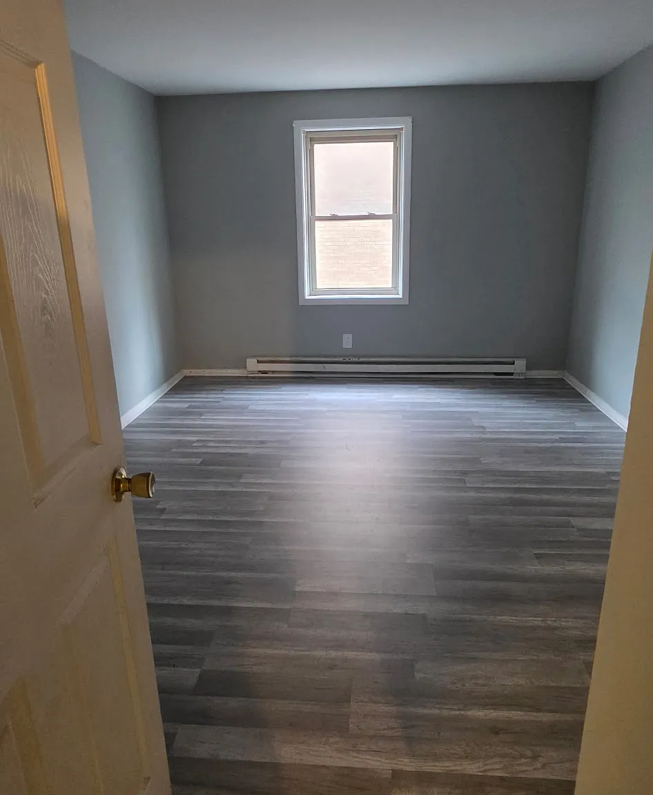 1 bed, 800 sqft, $1,100 — Photo 4