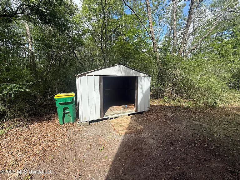 9907 Cedarcliff Dr — Photo 18