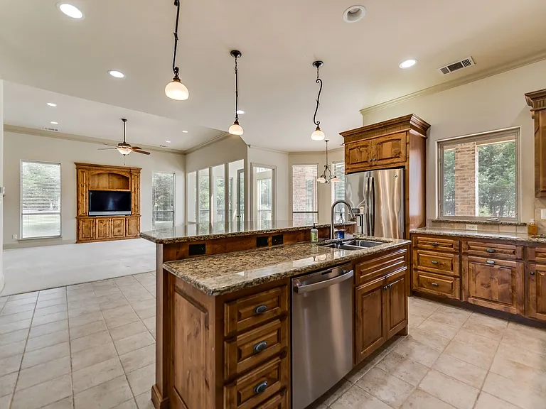 30 Kingsbury Trl — Photo 37