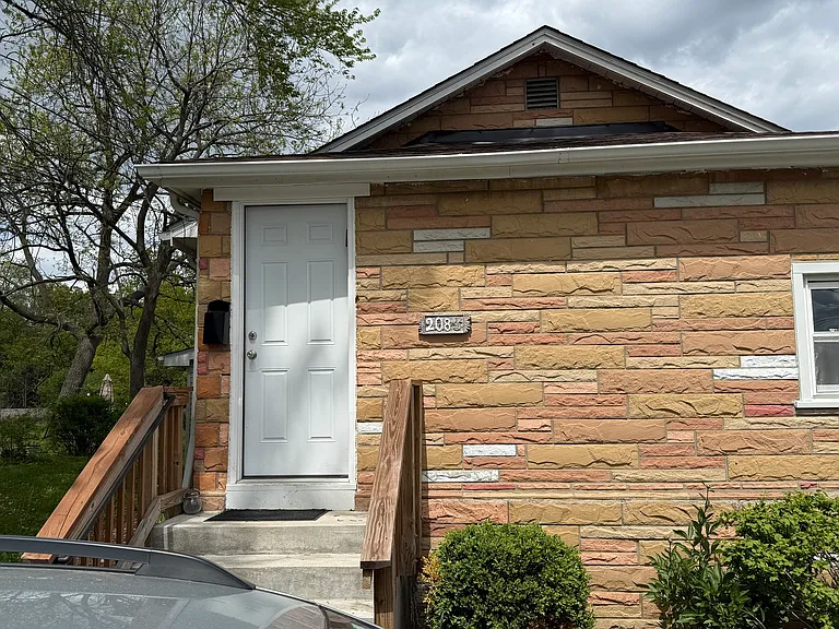208 W Nippersink Rd — Photo 32