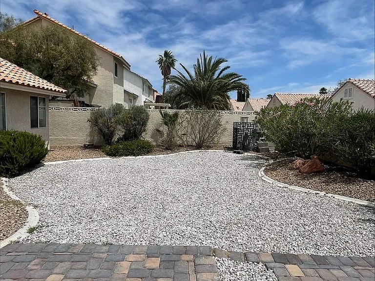 3674 Soothing Surf Dr — Photo 19