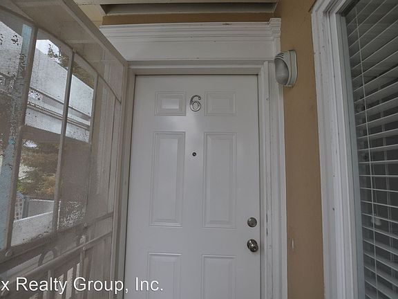 2nd image of 149 Santa Helena Ave APT 1