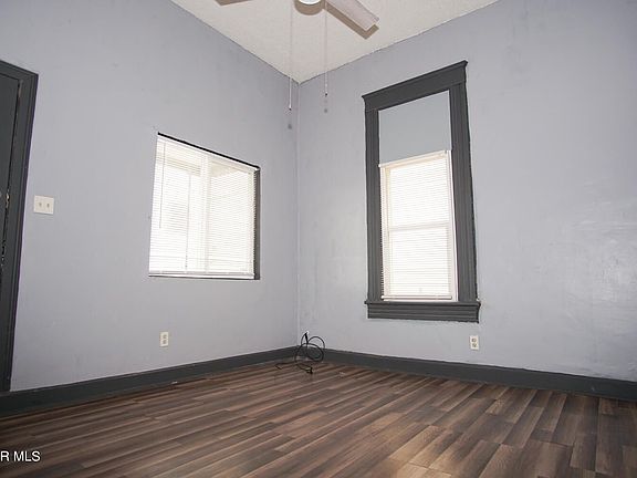3rd image of 1104 Myrtle Ave APT 1
