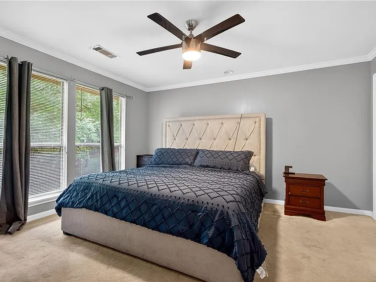 6393 Hawthorne Ter — Photo 25