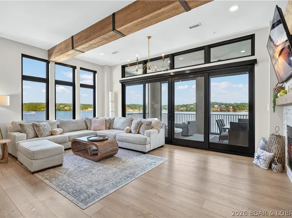 40 Just Us Pl #2A, Sunrise Beach, MO 65079