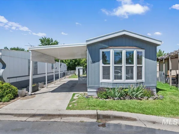 424 W Cherry Ln Trailer 137, Meridian, ID 83642