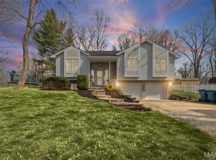 1382 Biscay Dr, Edwardsville, IL