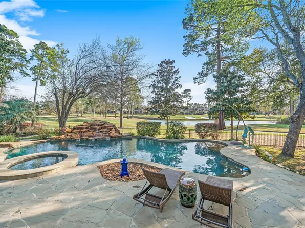 42 Forest Green Trl, Kingwood, TX 77339