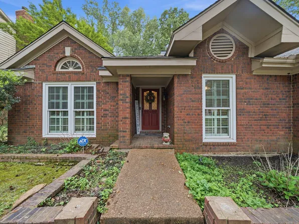 8691 Cedar Farms Dr, Cordova, TN 38016