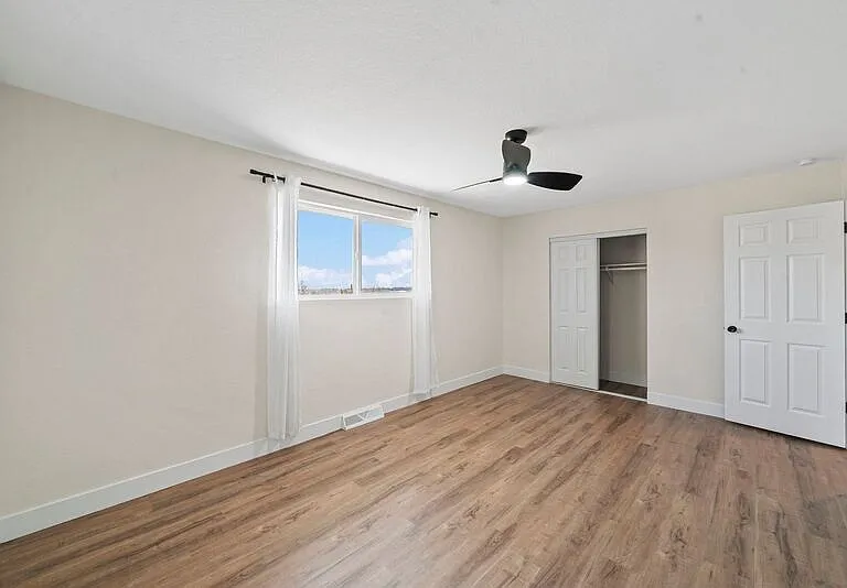 6364 Julian St — Photo 8