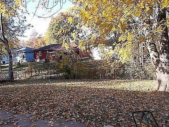 3rd image of 1621 Linn Ave