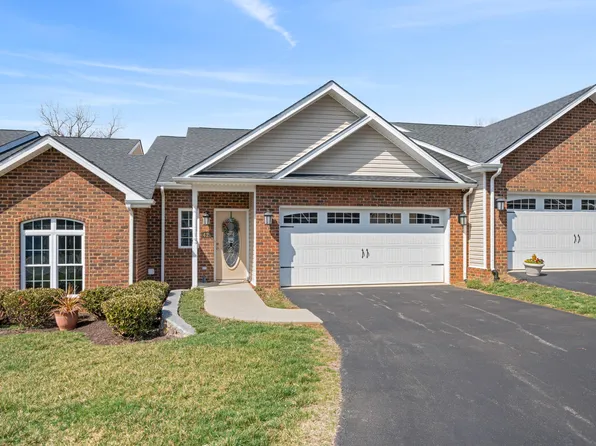 42 Brookfield Ct, Roanoke, VA 24012