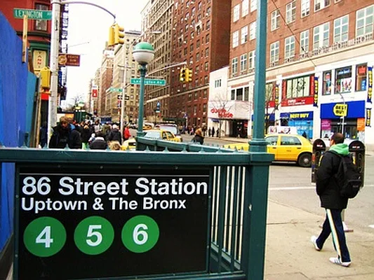 Rented by Plaza Real Estate Group | media 112